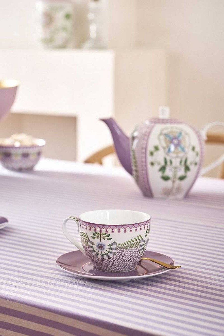 Pip Studio Lily & Lotus Lot De 2 Tasses Et Soucoupes A Cappuccino Lilas Nouveau Art De La Table